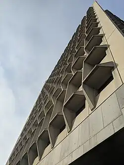 The Strom Thurmond Federal Building in Columbia, S.C., features angular concrete brise soleils, which shield the windows from sunlight.