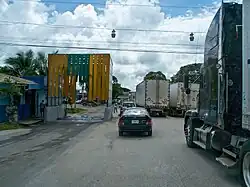 Pan-American Highway, at the border of Costa Rica and Panama