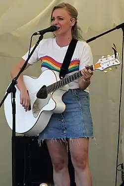 Hanna performing in 2018
