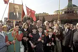 Zyuganov with members of the Leninist Komsomol of the Russian Federation