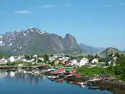 Reine in 2005