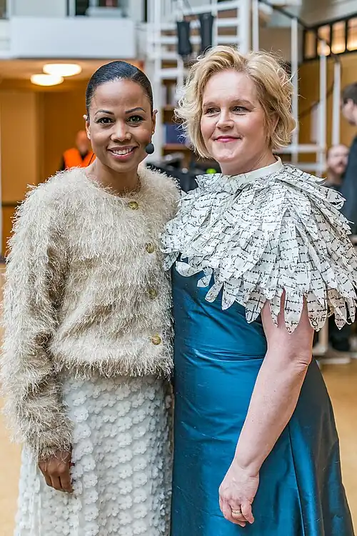 Riksarkivet 400 år Alice Bah Kuhnke, Karin Åström Iko.jpg