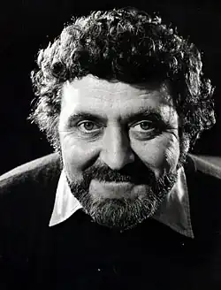 Bust-length photo portrait of Prévost