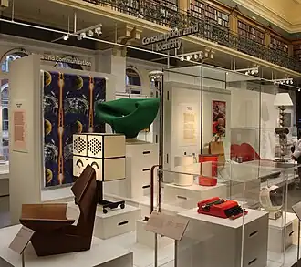 Design 1900 – Now (detailed view with annotation)