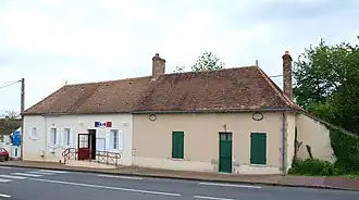 The town hall in Saint-Loup-de-Gonois