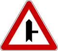 Crossroads with priority (right)