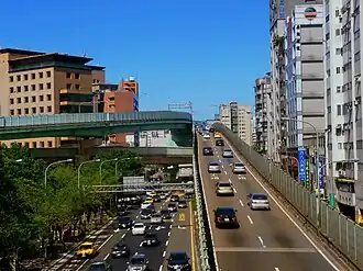 Zheng Qi overpass, Taipei