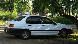 Pre-facelift model Tercel 1.3 DX sedan (EL40, Chile)