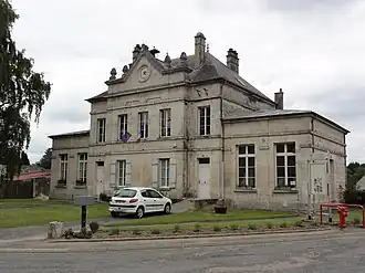 The town hall and school of Vivières