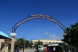 Arched sign on municipal quay