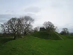 Wiston Castle in April 2006