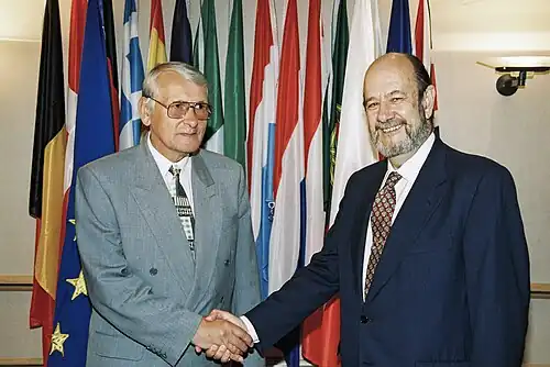 Zych, Gil-Robles, 1997.jpg